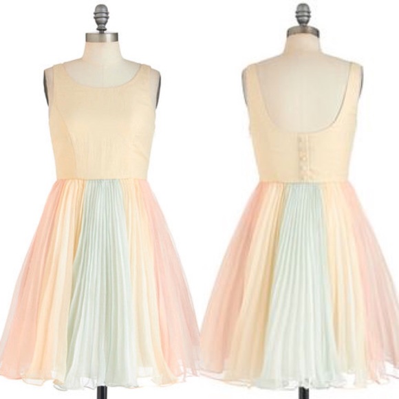 Desperately in search of this dress!!! - Picture 2 of 4